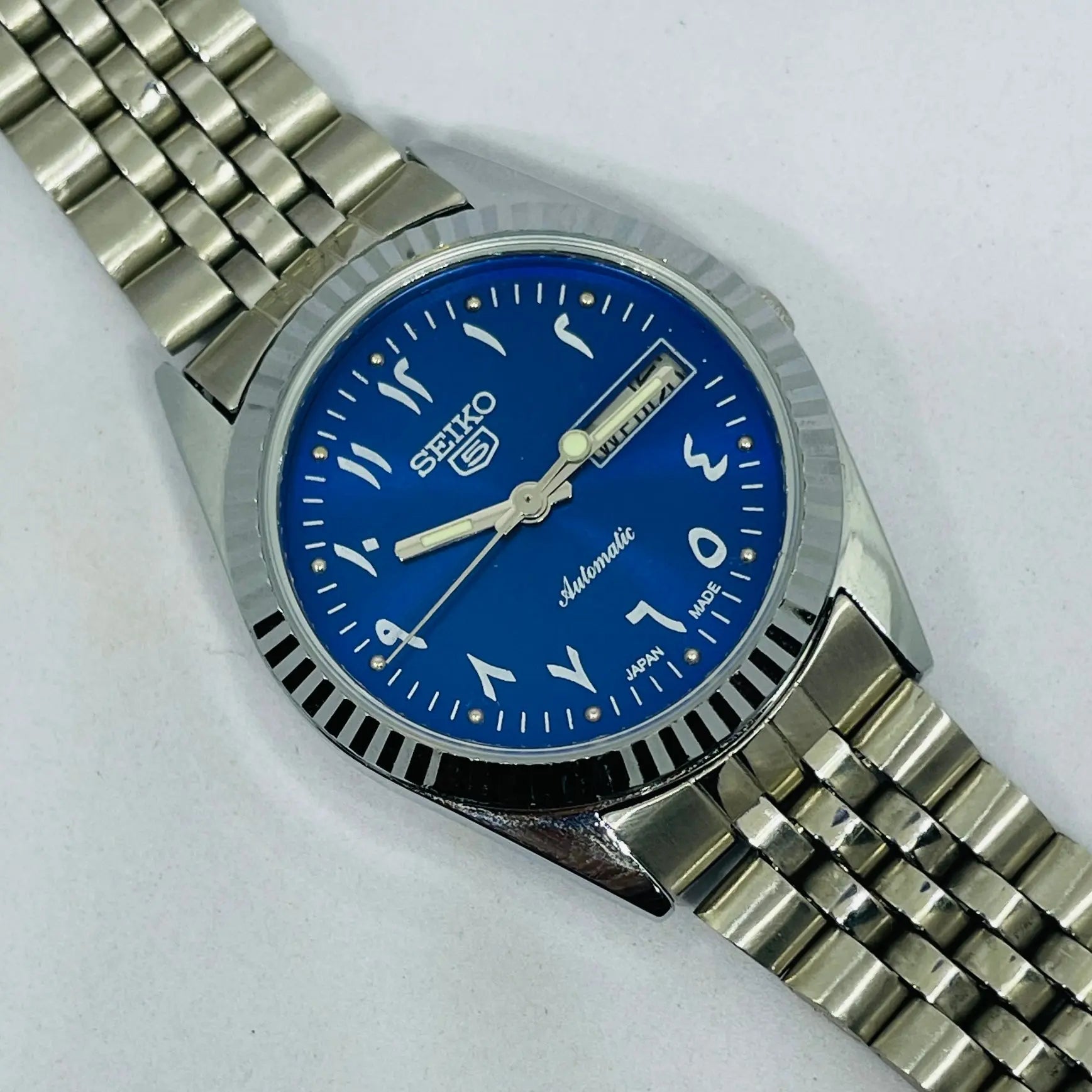 Seiko 5 Automatic Blue Dial Arabic Numerals – Refurbished Japan Vintage Watch | 17 Jewels Original Movement National Watches