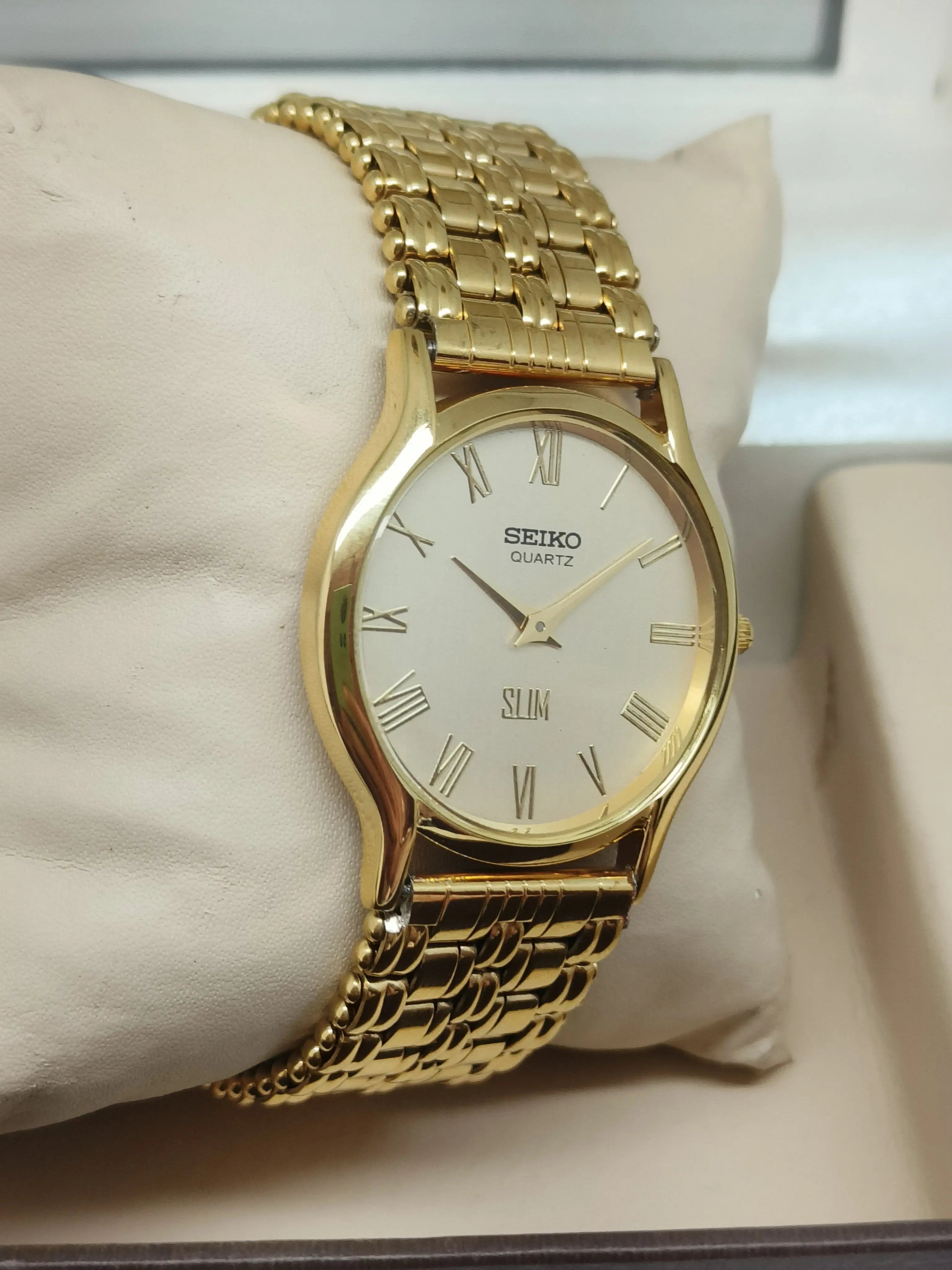 Seiko Quartz Watch – Japan Battery Movement (Miyota) | Elegant & Reliable National Watches