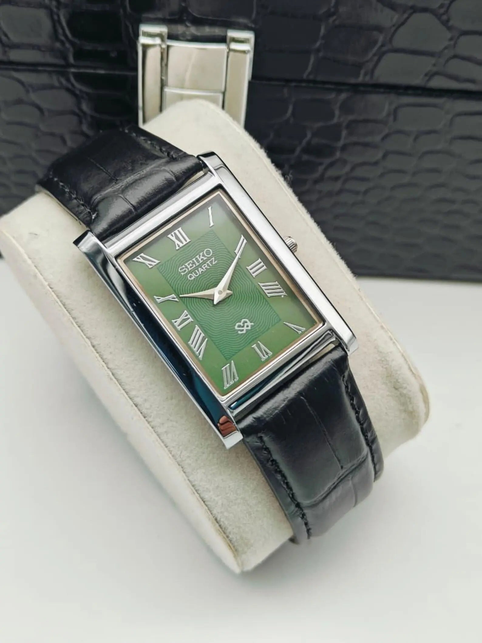 Seiko Vintage Tank Wrist Watch – Luxury Rectangular Quartz for Men National Watches