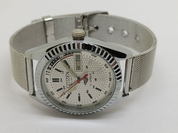 Citizen Automatic 8200 Movement stainless steel Japan Made 21 Jewels Men s Wrist Watch