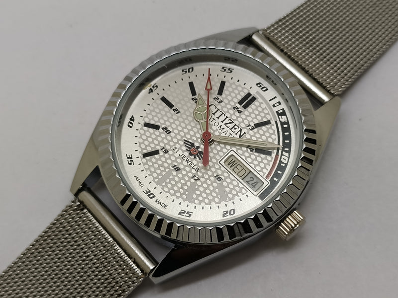 Citizen Automatic 8200 Movement stainless steel Japan Made 21 Jewels Men s Wrist Watch