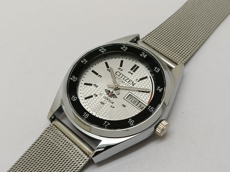 Citizen Automatic 8200 Movement stainless steel Japan Made 21 Jewels Men s Wrist Watch