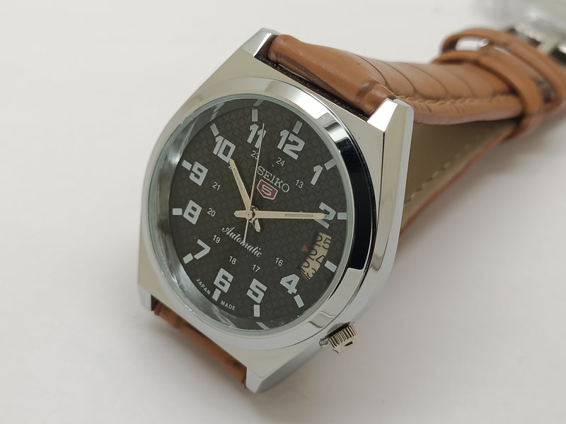 VINTAGE REFURBISHED SEIKO 5 AUTOMATIC JAPAN MENS DAY DATE WATCH