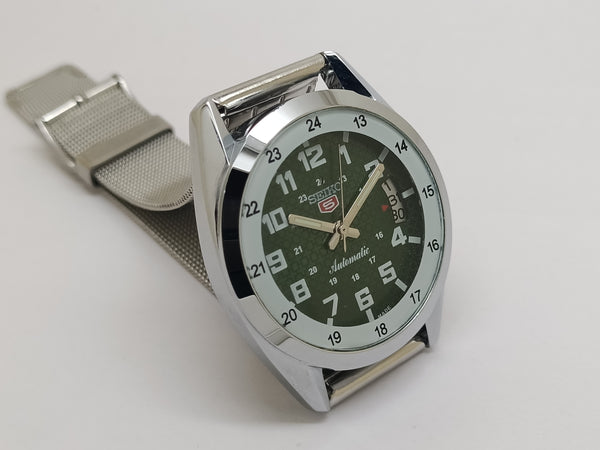Seiko 5 Black Dial Automatic Vintage Watch