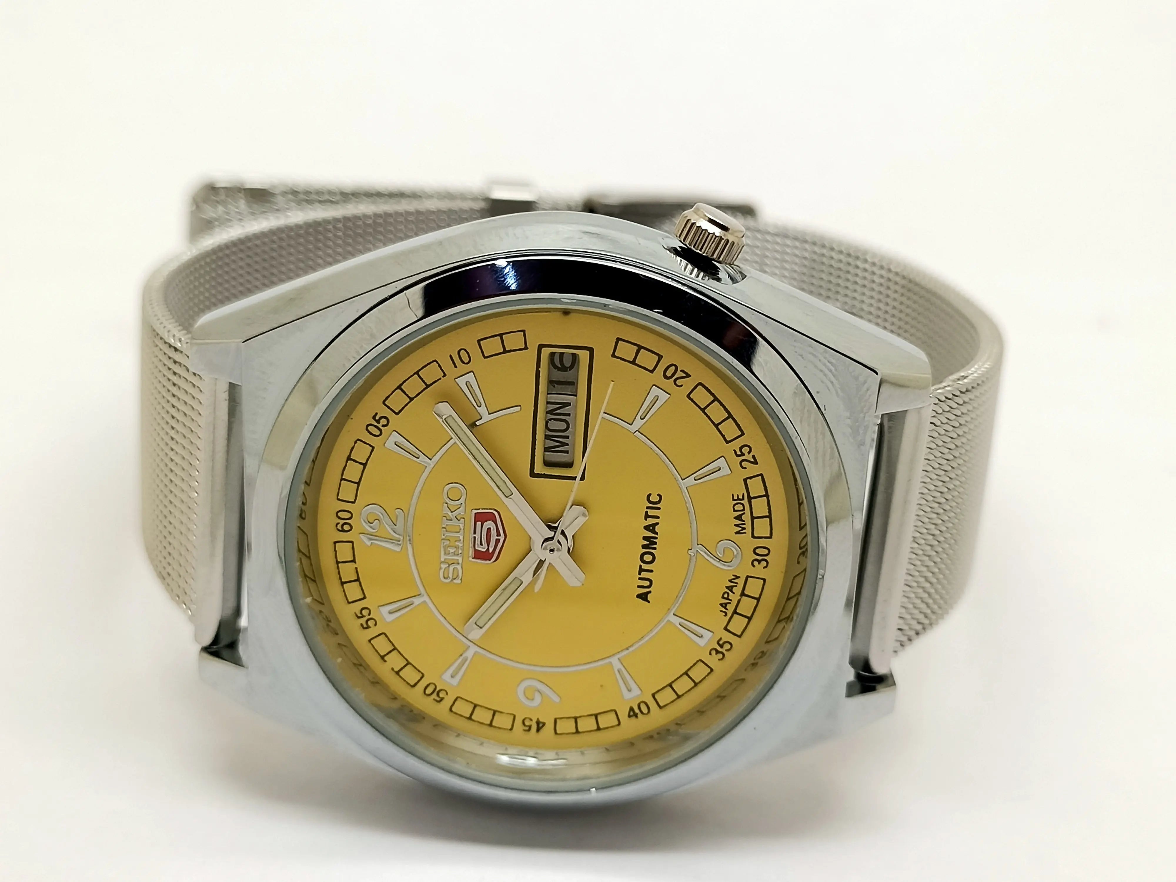 VINTAGE REFURBISHED SEIKO 5 AUTOMATIC JAPAN MENS DAY DATE WATCH - National Watches