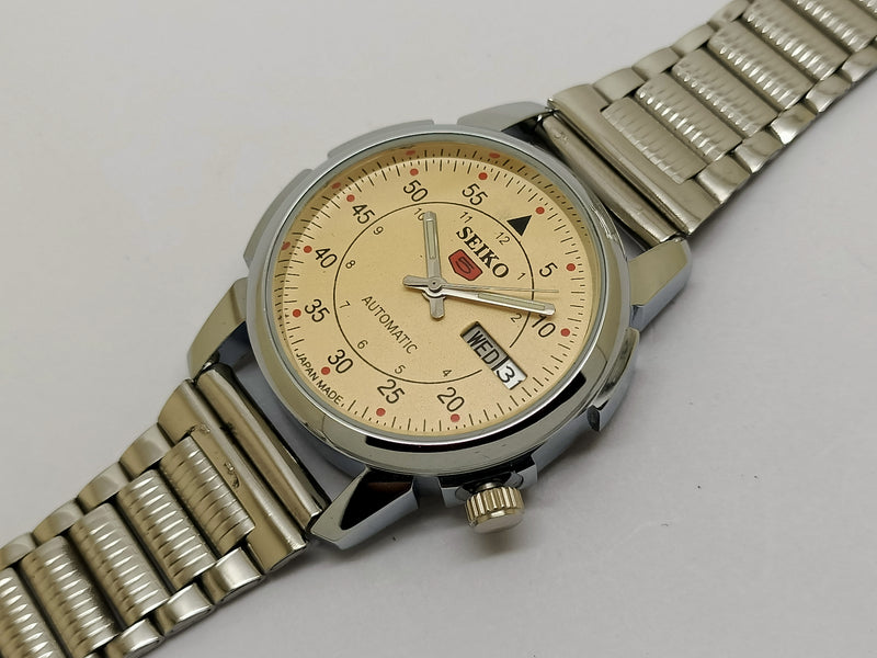 Seiko 5 Automatic