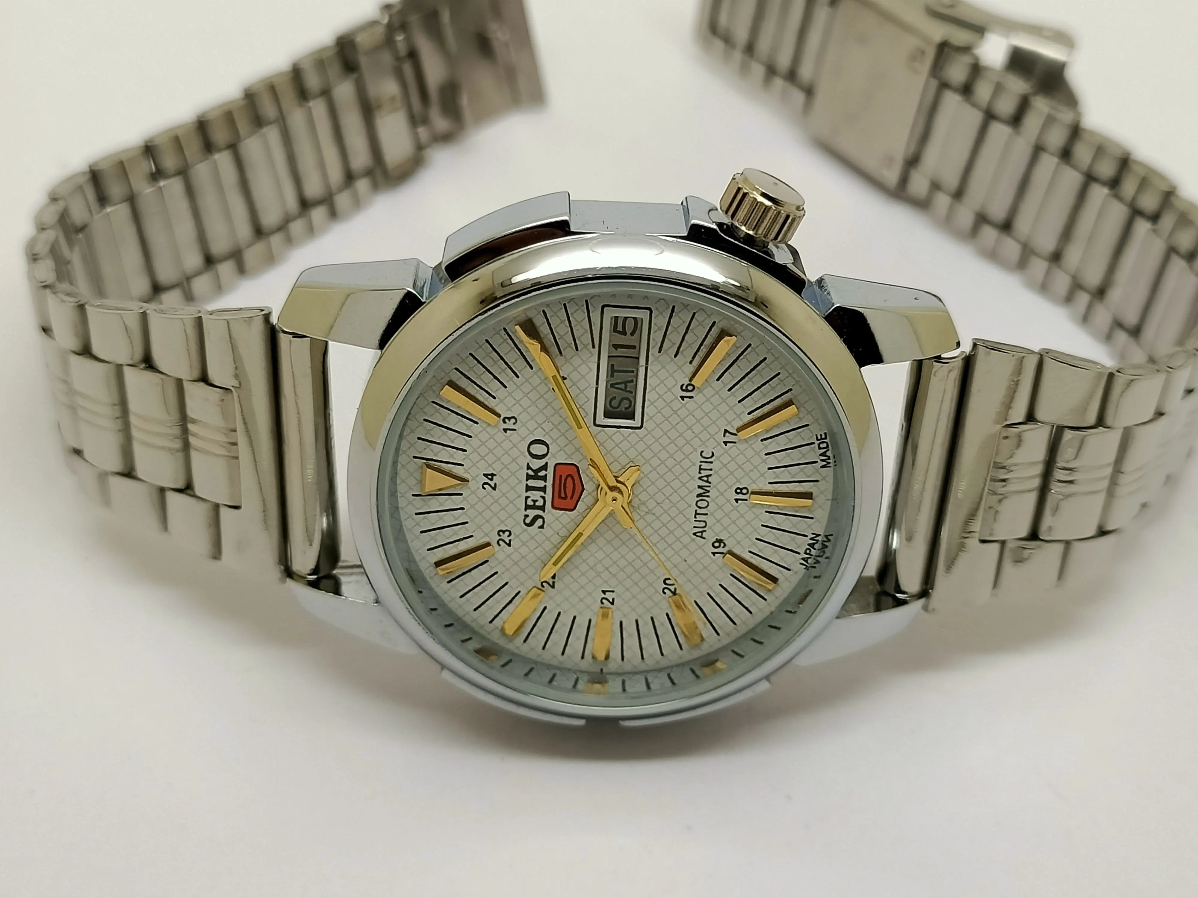 VINTAGE REFURBISHED SEIKO 5 AUTOMATIC JAPAN MENS DAY DATE WATCH - National Watches