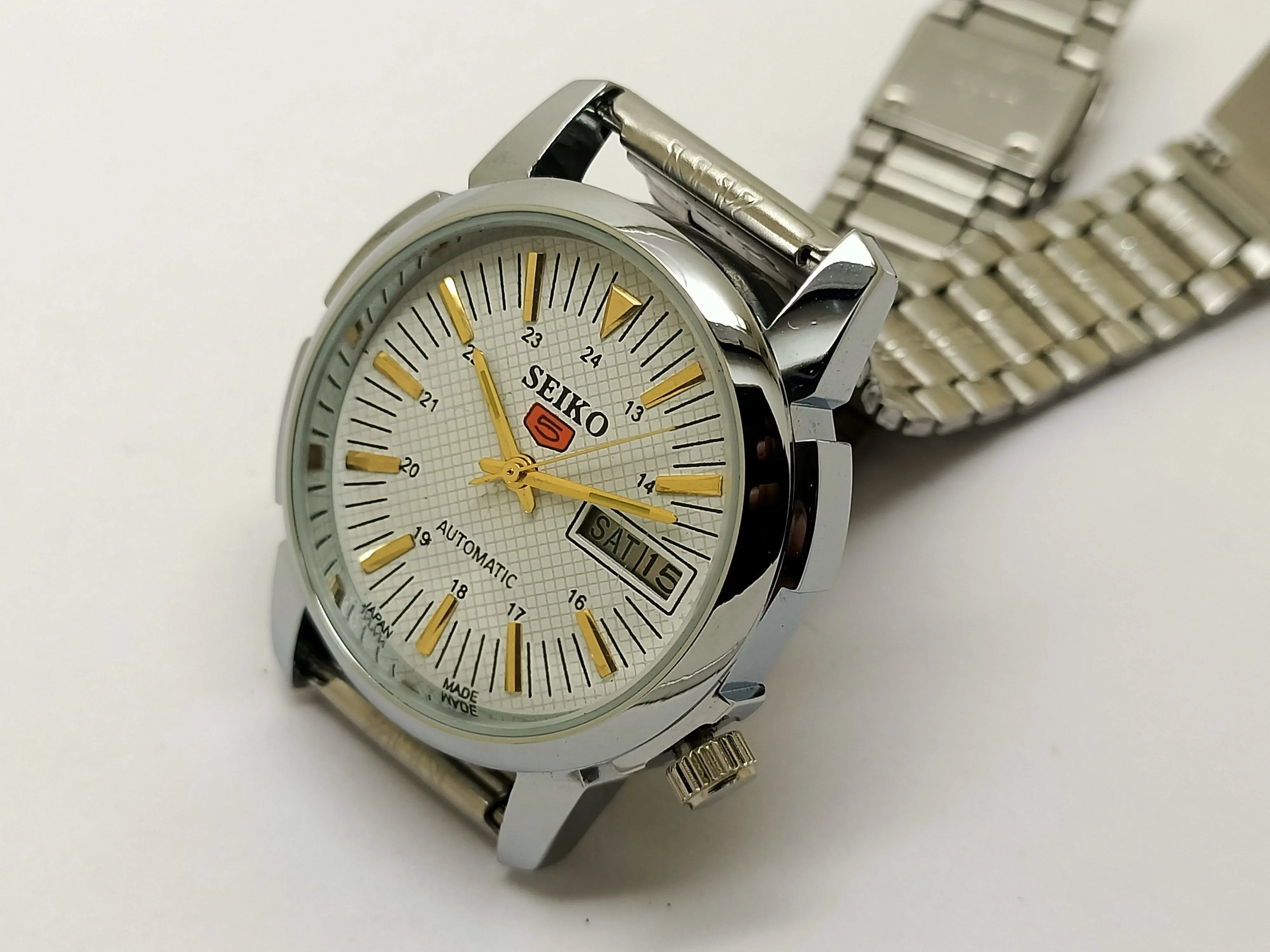 VINTAGE REFURBISHED SEIKO 5 AUTOMATIC JAPAN MENS DAY DATE WATCH - National Watches