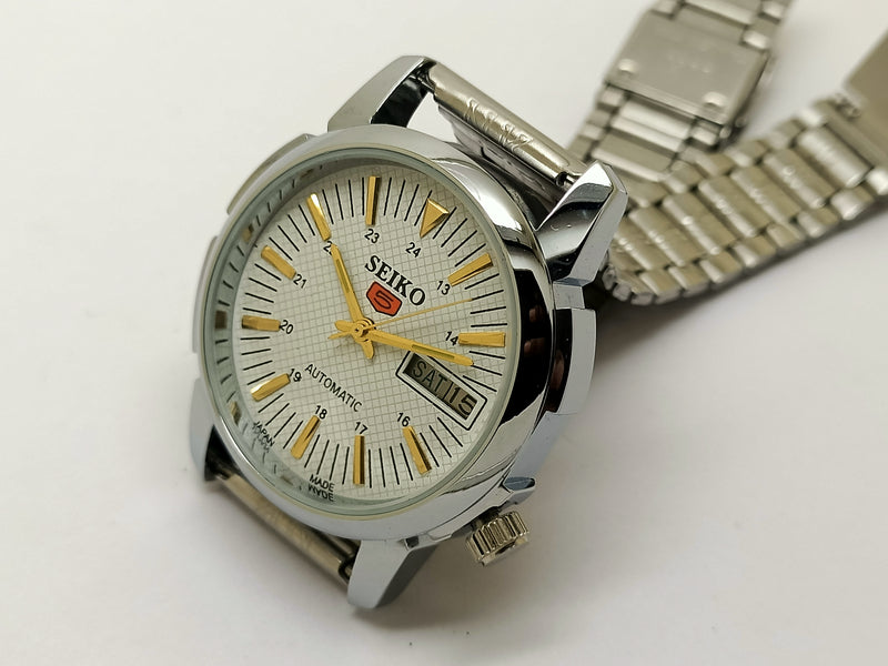 Seiko 5 Automatic