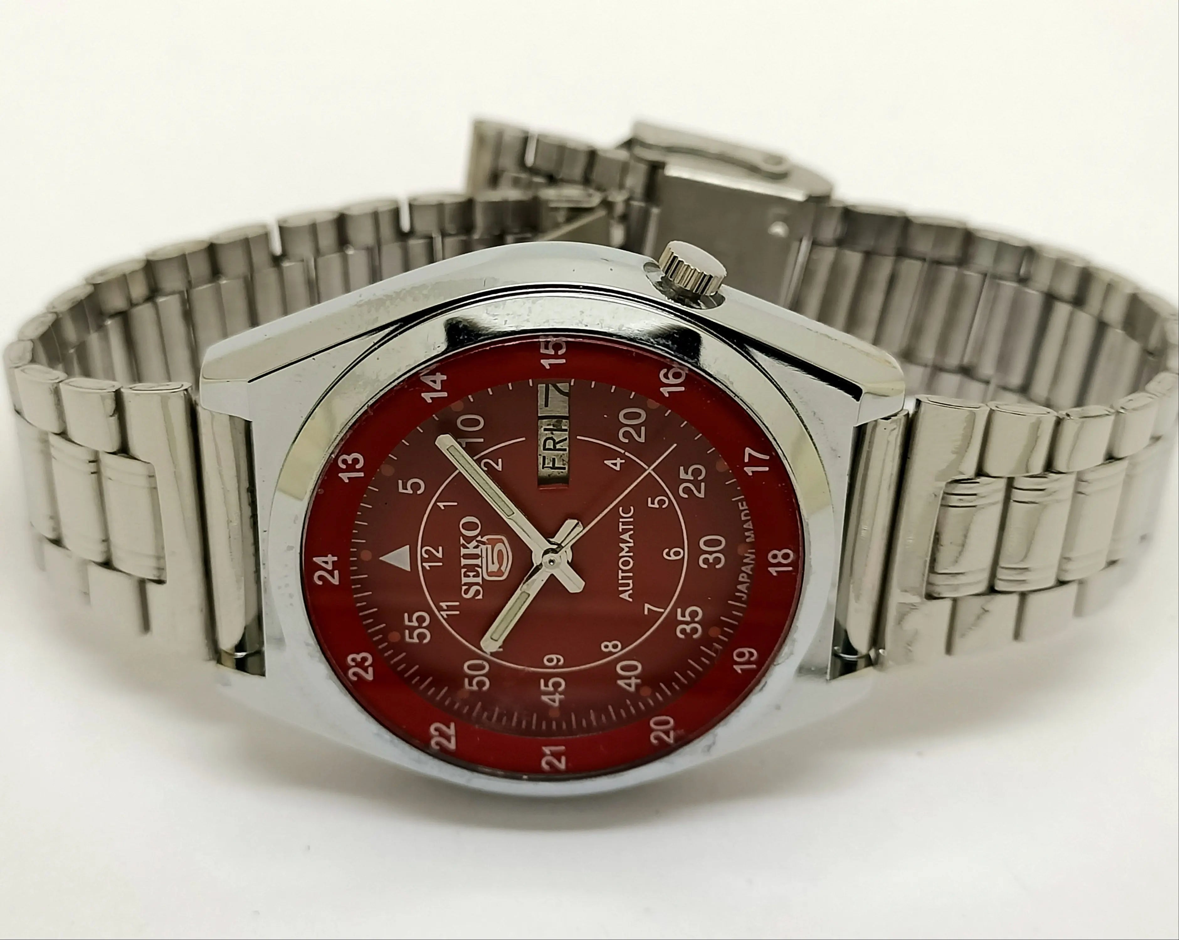 VINTAGE REFURBISHED SEIKO 5 AUTOMATIC JAPAN MENS DAY DATE WATCH - National Watches