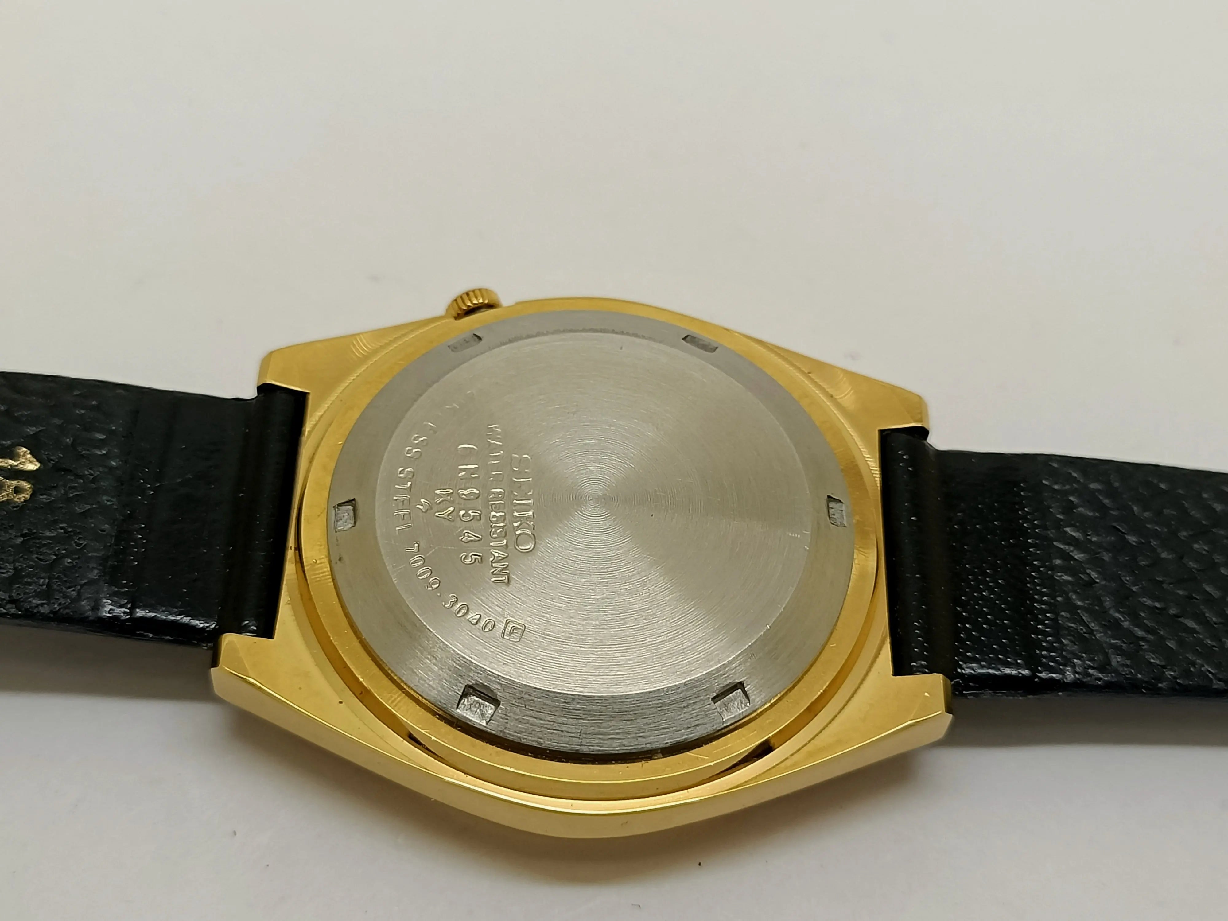 VINTAGE REFURBISHED SEIKO 5 AUTOMATIC JAPAN MENS DAY DATE WATCH - National Watches