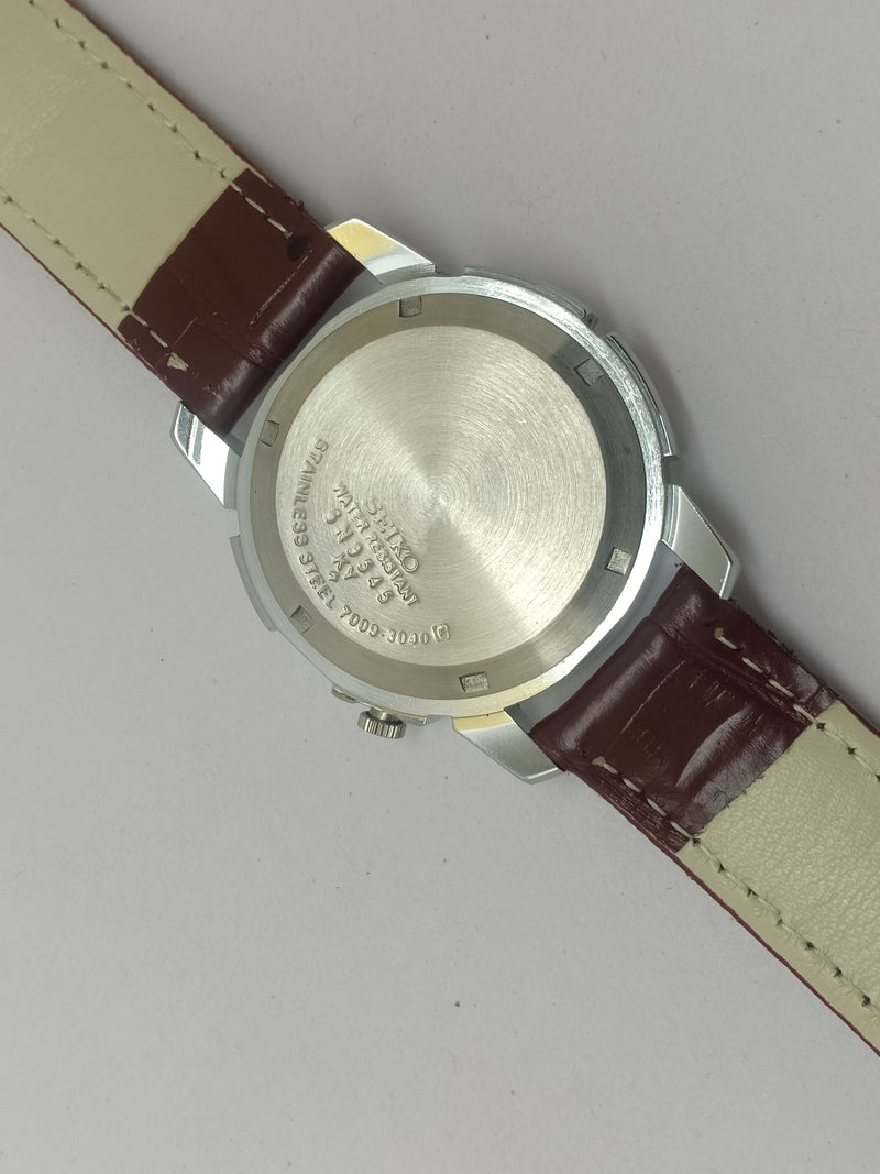 Seiko 5 Black Dial  Automatic Vintage Watch