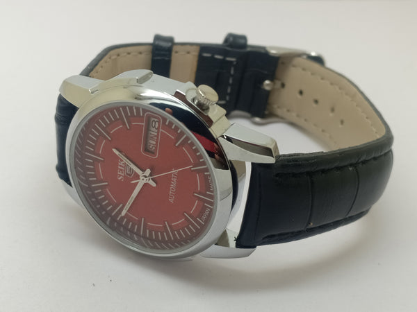 Seiko 5 Black Dial  Automatic Vintage Watch
