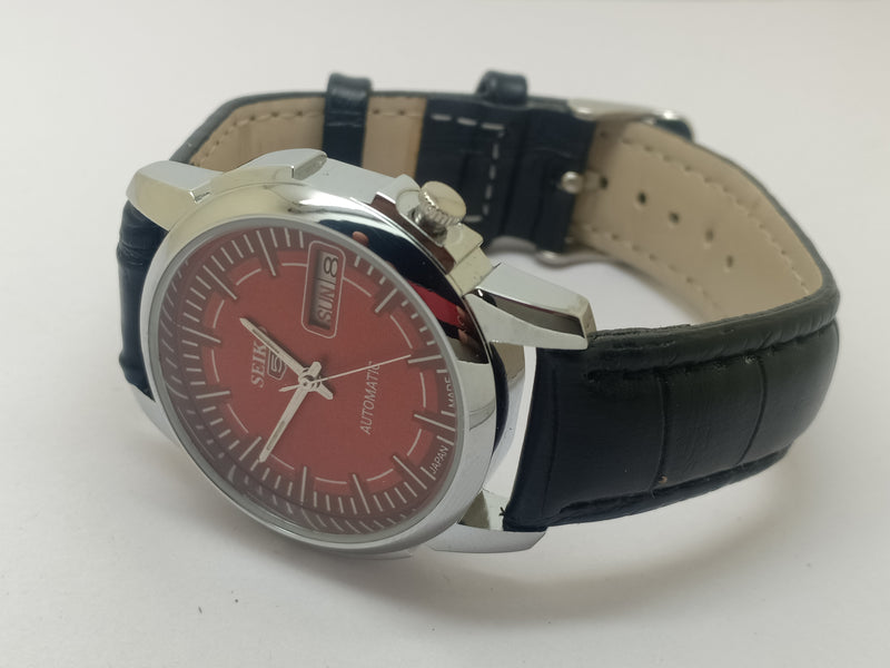 Seiko 5 Black Dial  Automatic Vintage Watch