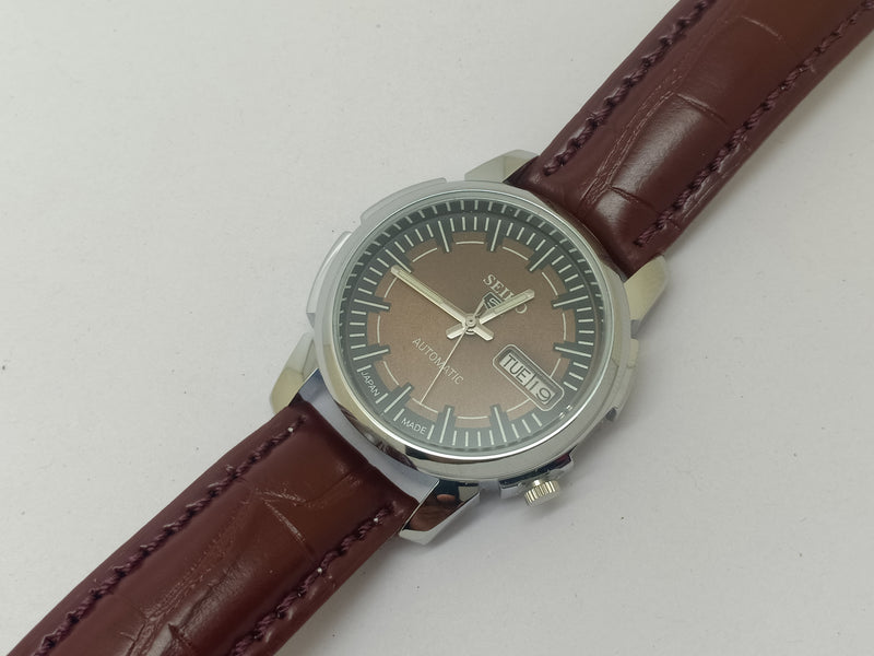 Seiko 5 Black Dial Automatic Vintage Watch
