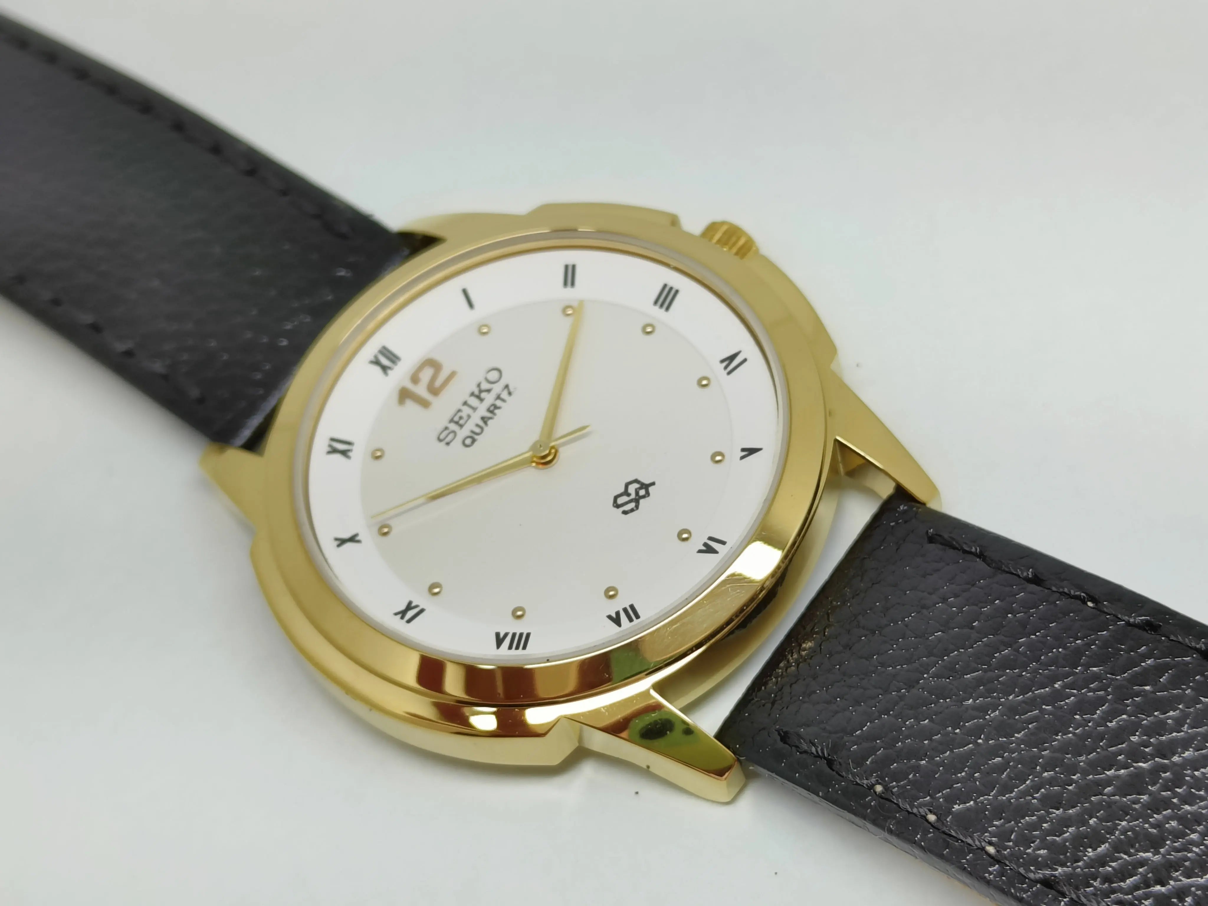 Seiko Silim Quartz Watch – Sleek, Durable & Stylish Timepiece for Men/Women - National Watches
