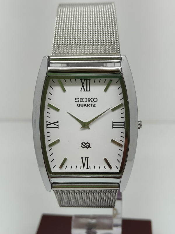 Seiko 5 Black Dial quartz Watch