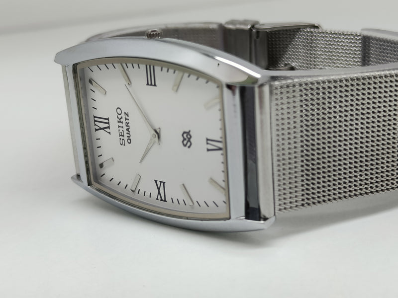 Seiko 5 Black Dial quartz Watch