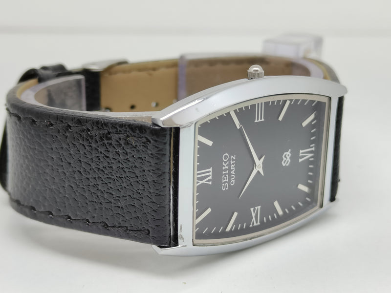 Seiko 5 Black Dial quartz Watch
