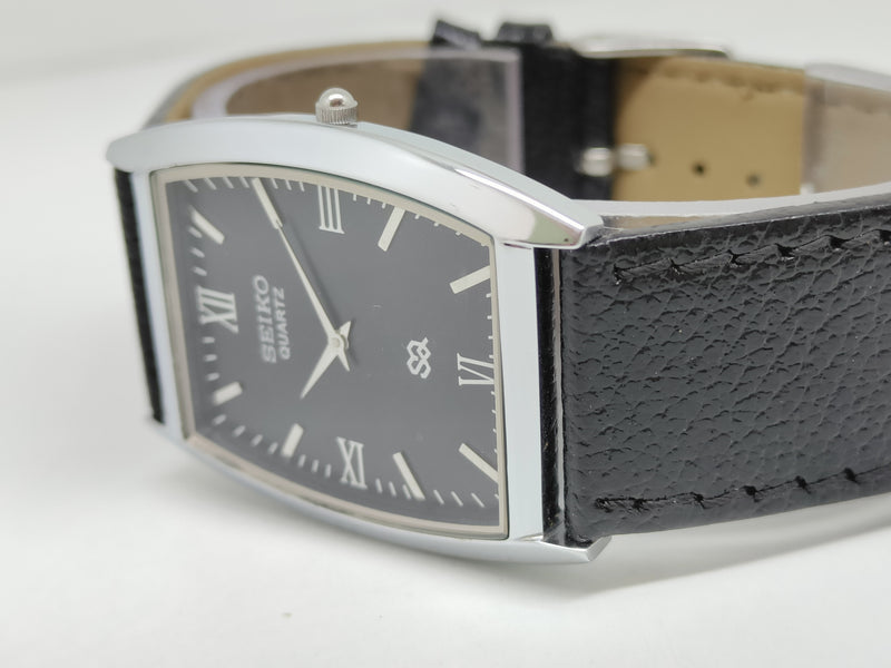 Seiko 5 Black Dial quartz Watch