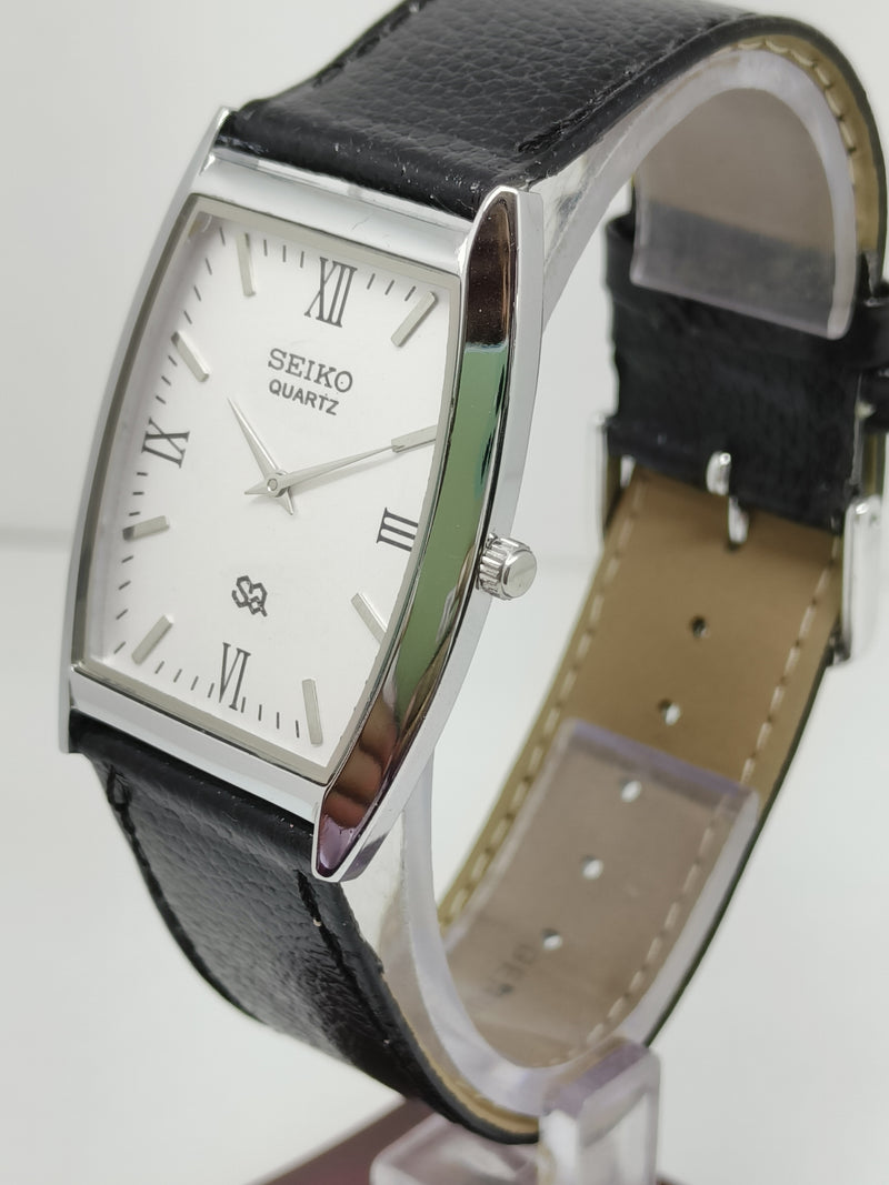 Seiko 5 Black Dial quartz Watch
