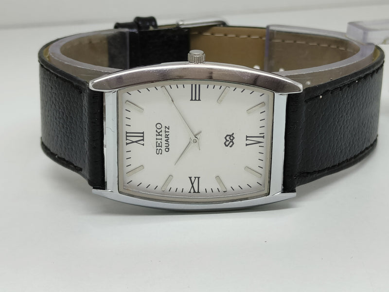 Seiko 5 Black Dial quartz Watch