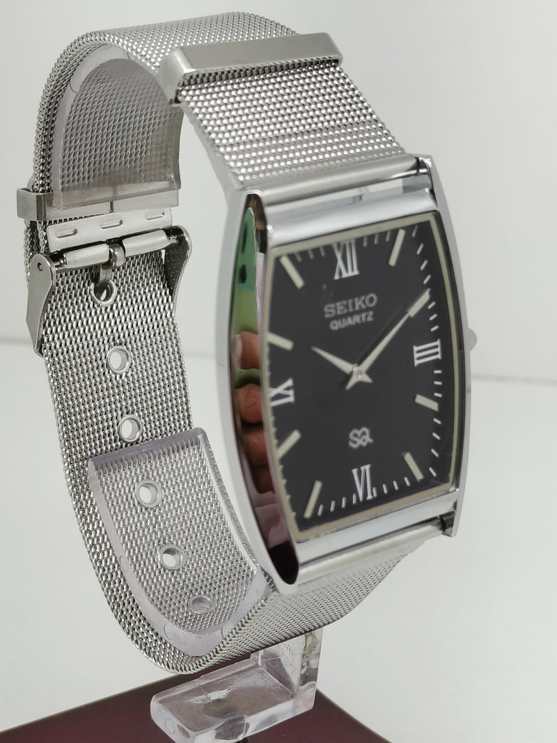 Seiko 5 Black Dial quartz Watch