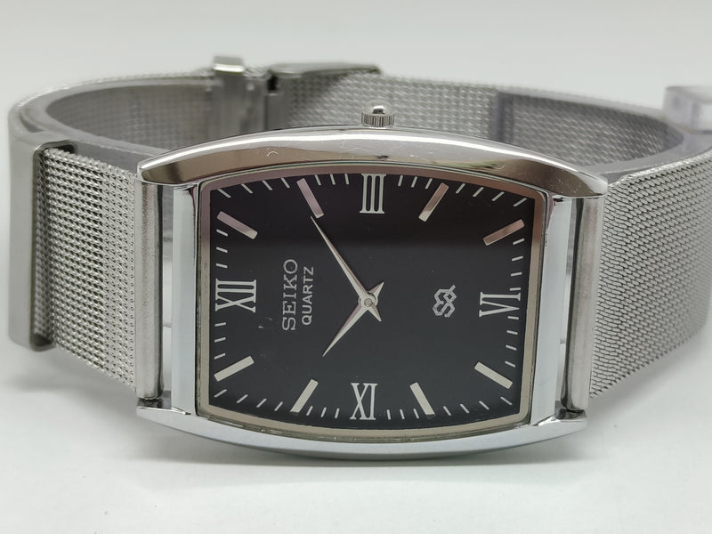 Seiko 5 Black Dial quartz Watch