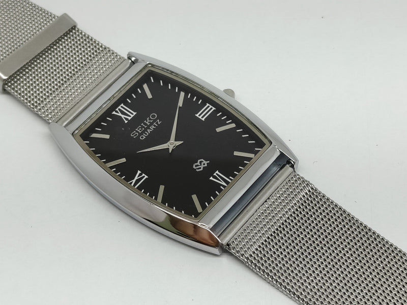 Seiko 5 Black Dial quartz Watch