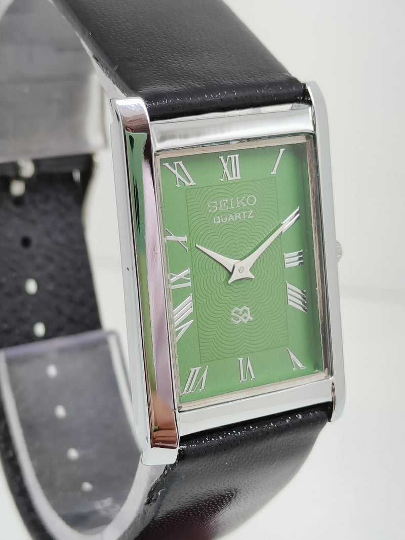Seiko 5 Black Dial quartz Watch
