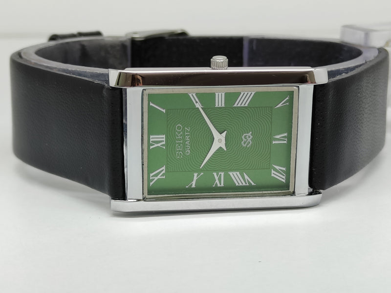 Seiko 5 Black Dial quartz Watch