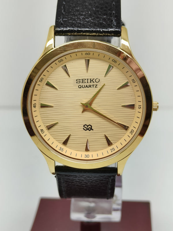 Seiko 5 Black Dial quartz Watch