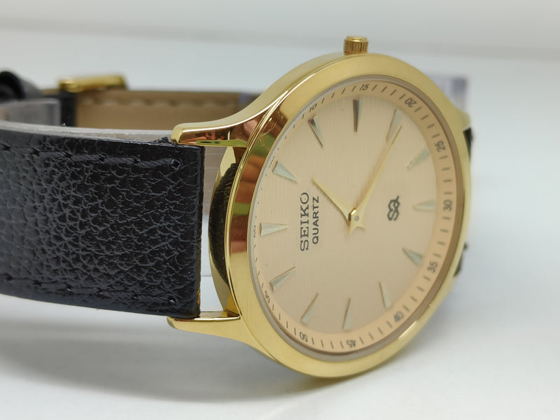 Seiko 5 Black Dial quartz Watch