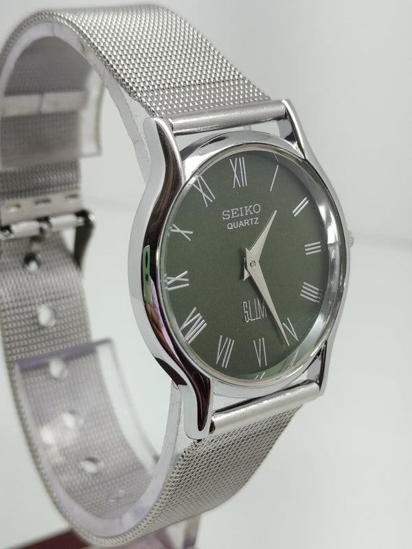 Seiko 5 Black Dial quartz Watch