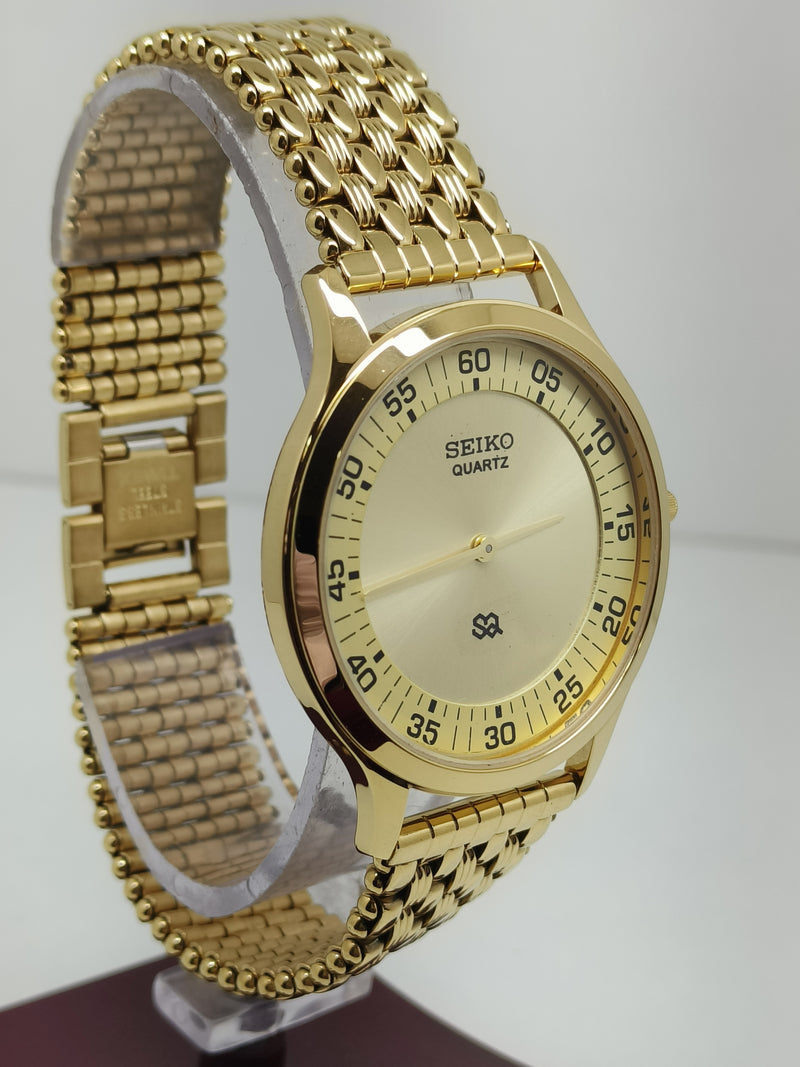 Seiko 5 Black Dial quartz Watch