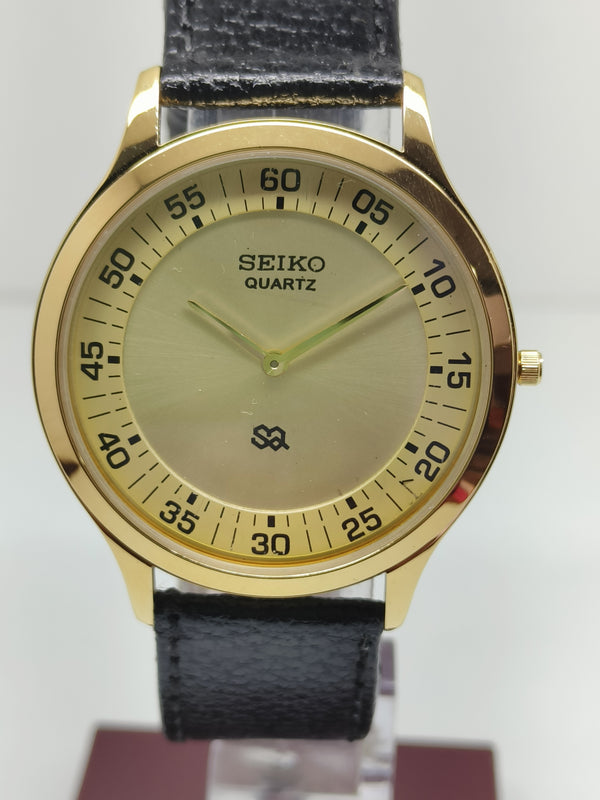 Seiko 5 Black Dial quartz Watch