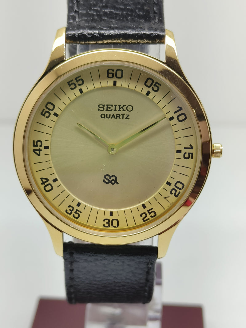 Seiko 5 Black Dial quartz Watch