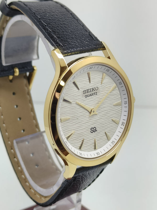 Seiko 5 Black Dial quartz Watch
