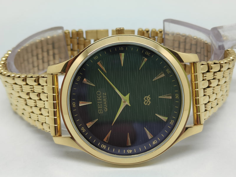 Seiko 5 Black Dial quartz Watch