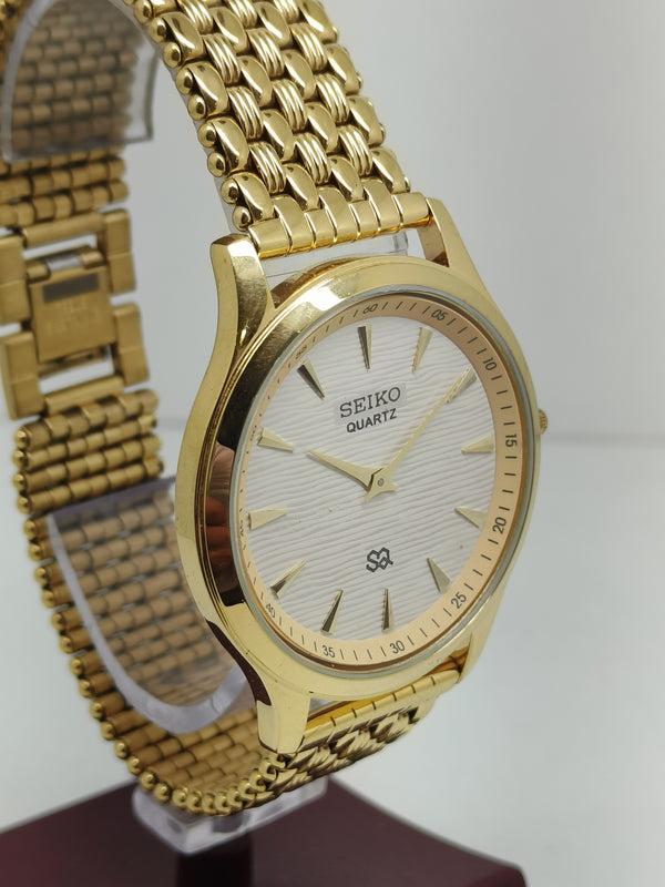 Seiko 5 Black Dial quartz Watch