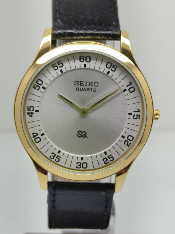Seiko 5 Black Dial quartz Watch