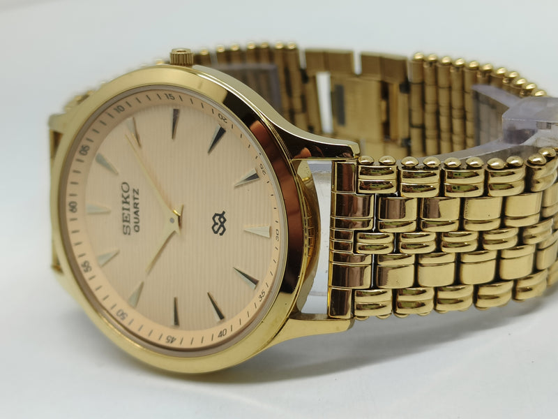 Seiko 5 Black Dial quartz Watch