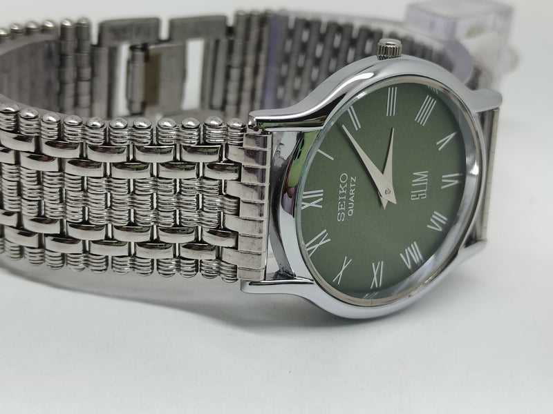 Seiko 5 Black Dial quartz Watch