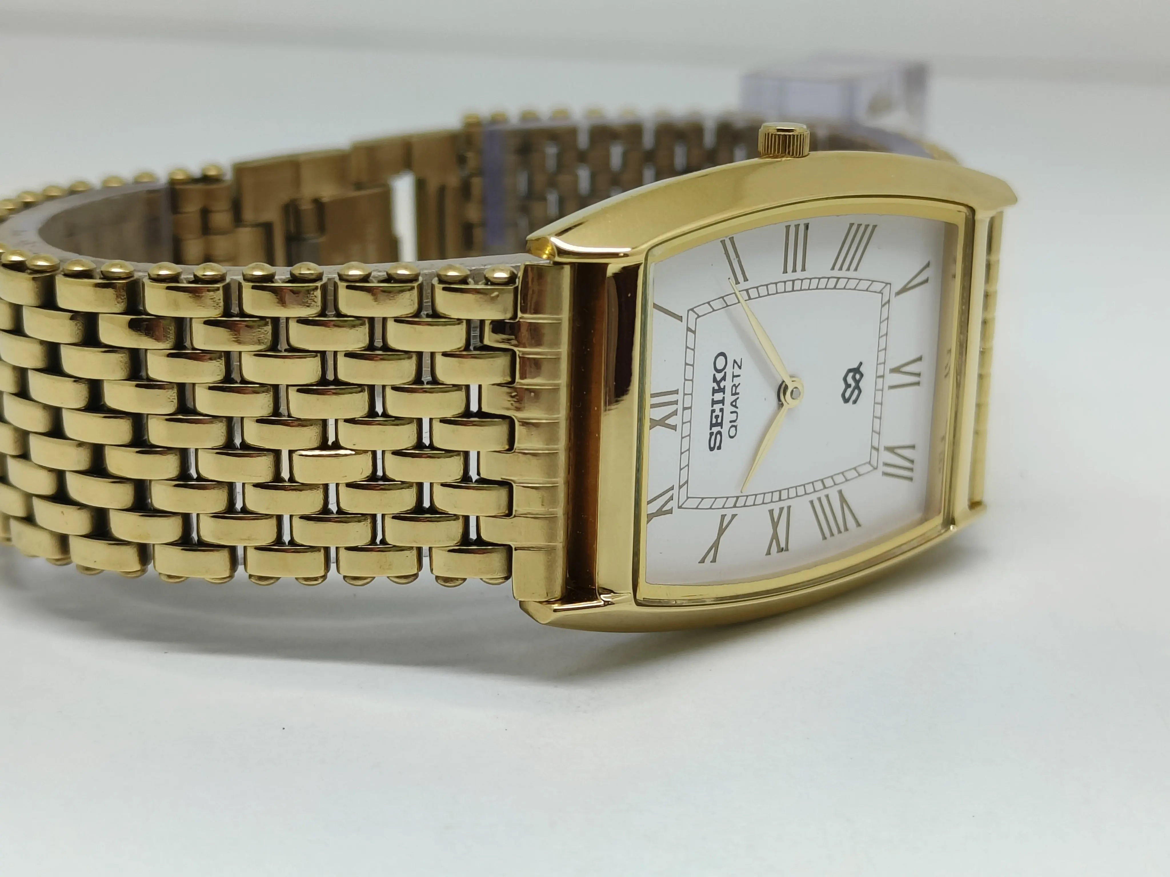 Seiko Silim Quartz Watch – Sleek, Durable & Stylish Timepiece for Men/Women - National Watches