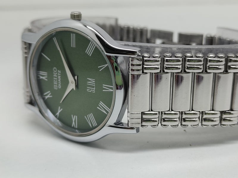 Seiko 5 Black Dial quartz Watch