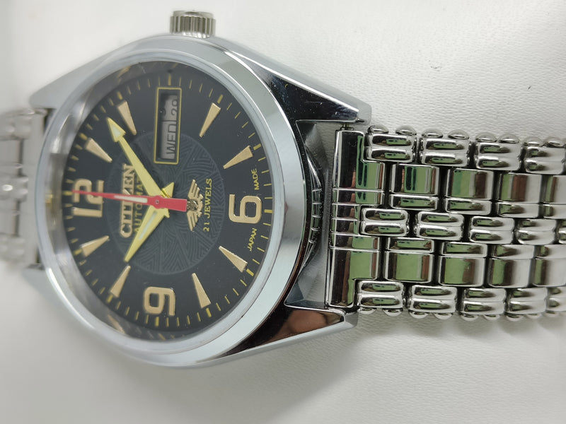 Citizen Automatic 8200 Movement stainless steel Japan Made 21 Jewels Men s Wrist Watch
