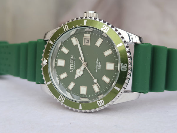 Seiko 5 Black Dial Automatic sports Watch