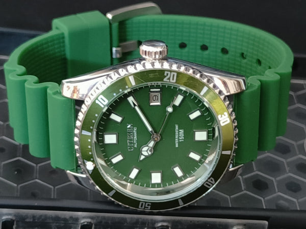 Seiko 5 Black Dial Automatic sports Watch