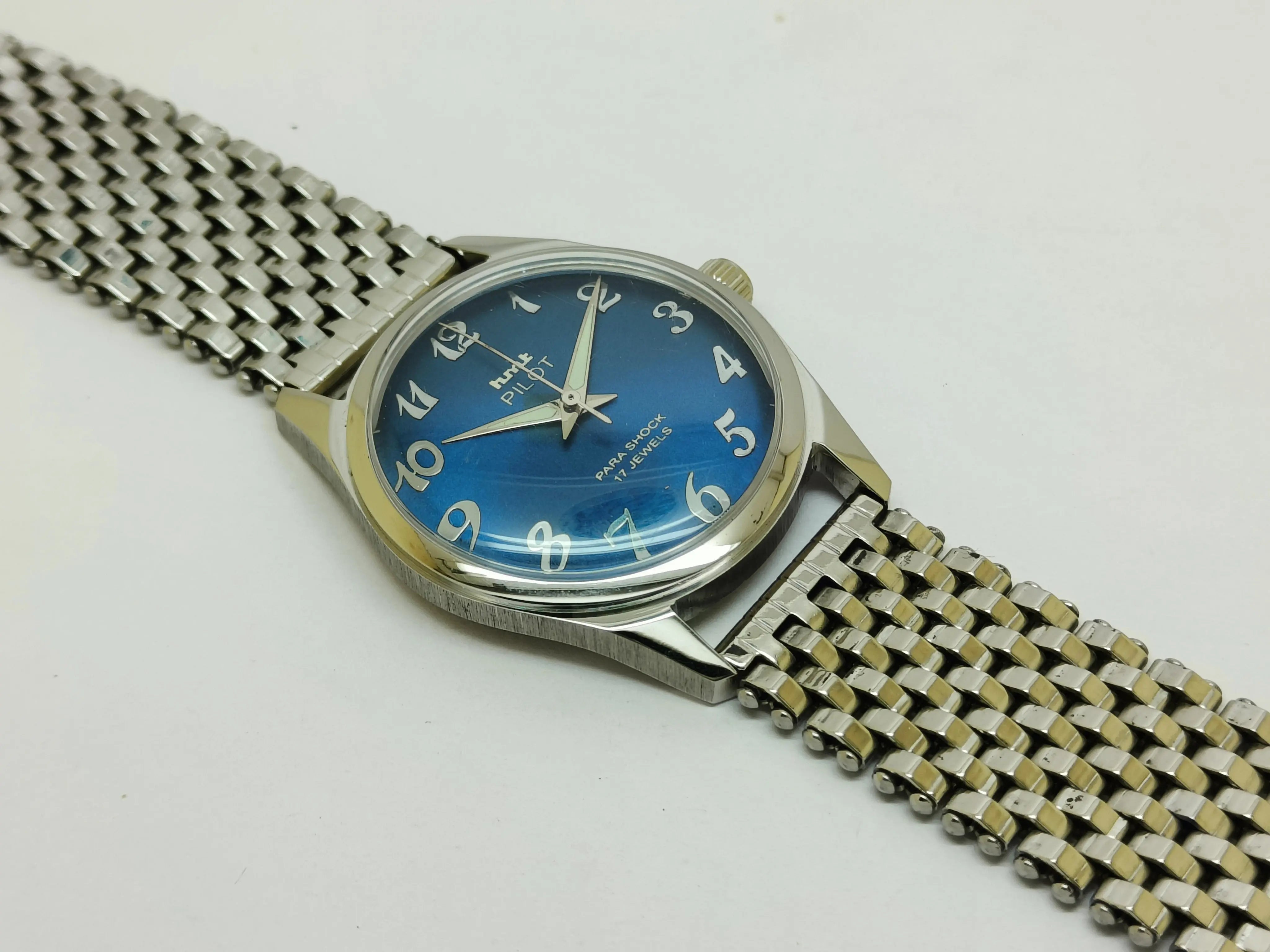 Not available HMT Mechanical Vintage Watch – Refurbished Classic | Original Hand-Winding Timepiece National Watches