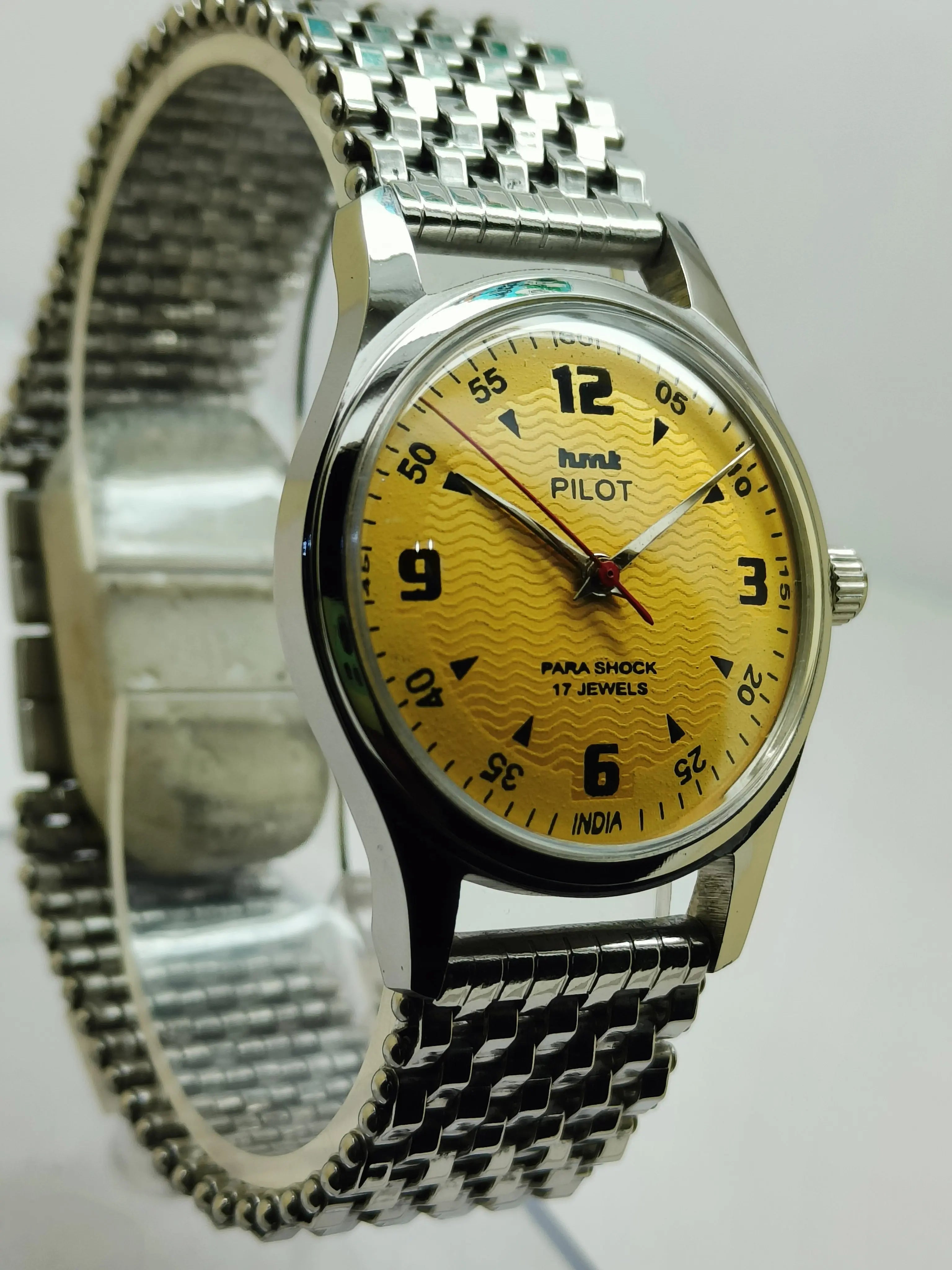 HMT Mechanical Vintage Watch – Refurbished Classic | Original Hand-Winding Timepiece National Watches